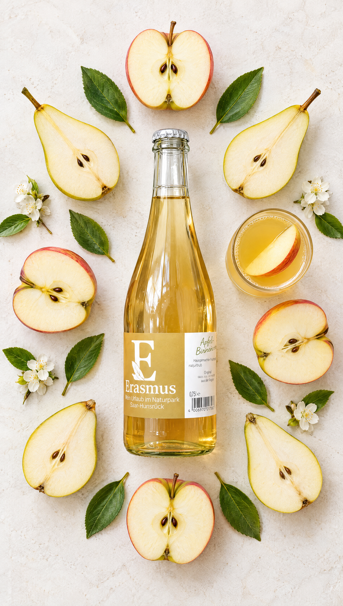 Erasmus Apfel-Birnensecco – Flatlay mit Äpfeln und Birnen