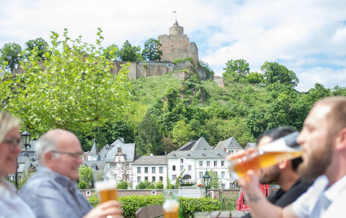 Blick auf Saarburg von der Terrasse der Villa Keller
